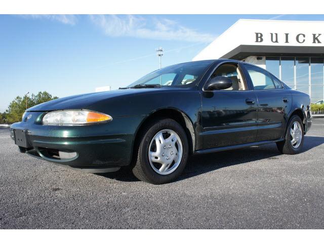 Photo of 2002 Oldsmobile Alero