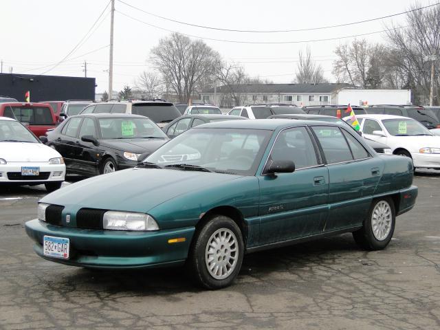 Photo of 1996 Oldsmobile Achieva