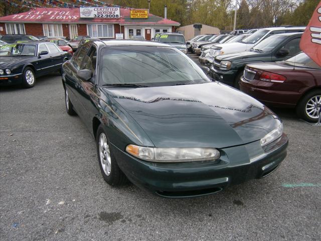 Photo of 2000 Oldsmobile Intrigue