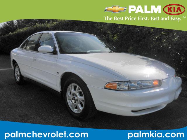 Photo of 2000 Oldsmobile Intrigue
