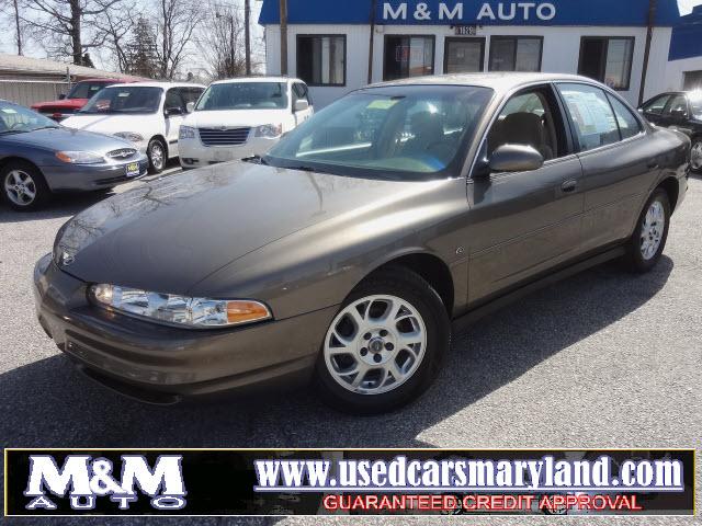 Photo of 2000 Oldsmobile Intrigue