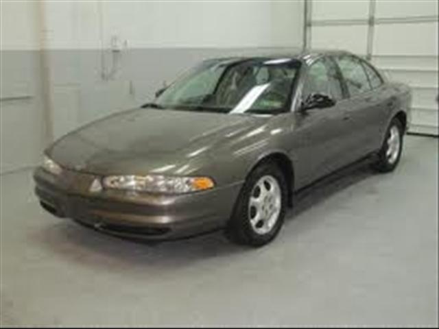 Photo of 2001 Oldsmobile Intrigue