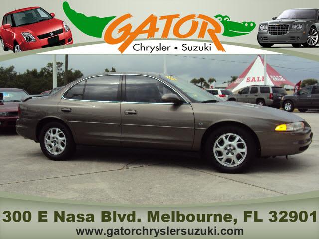 Photo of 2000 Oldsmobile Intrigue