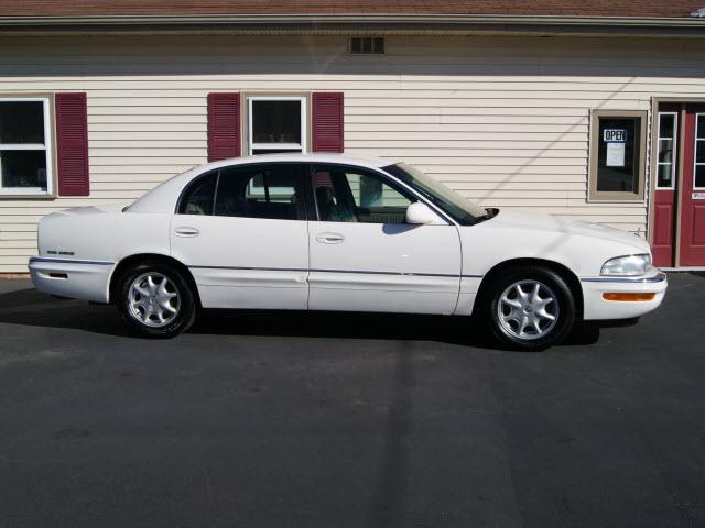 Photo of 2002 Buick Park Avenue