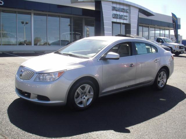 Photo of 2010 Buick LaCrosse