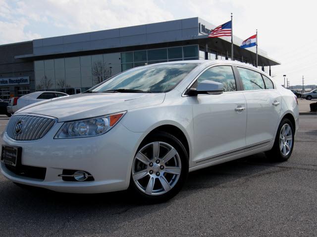 Photo of 2011 Buick LaCrosse