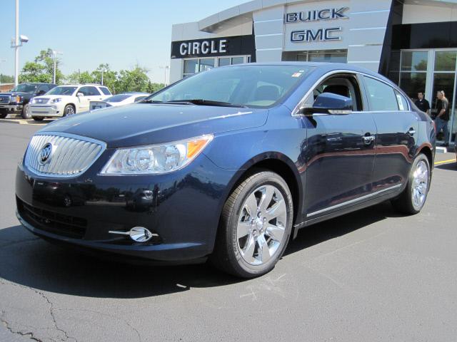 Photo of 2011 Buick LaCrosse
