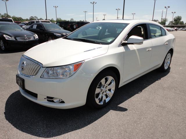 Photo of 2010 Buick LaCrosse
