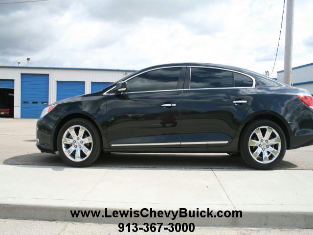 Photo of 2011 Buick LaCrosse
