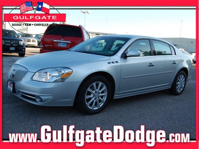 Photo of 2011 Buick Lucerne