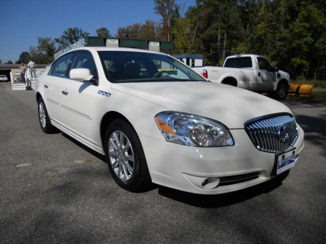 Photo of 2010 Buick Lucerne