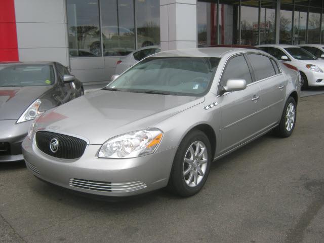 Photo of 2008 Buick Lucerne