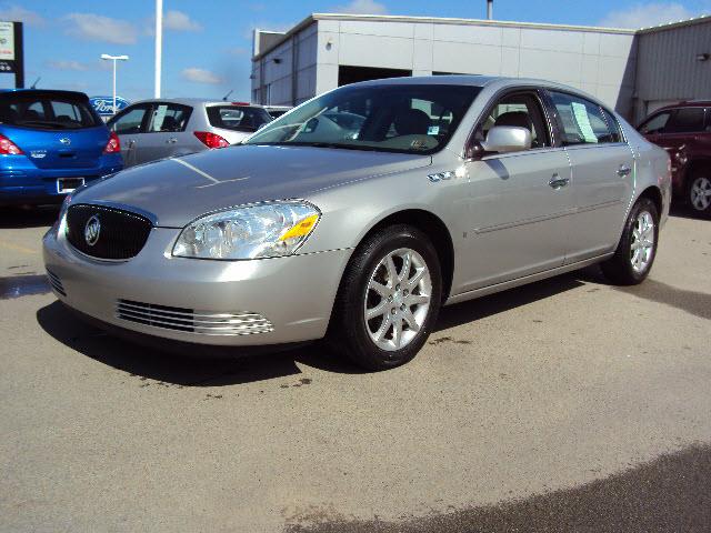 Photo of 2008 Buick Lucerne