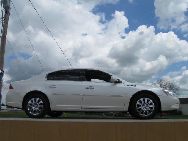 Photo of 2008 Buick Lucerne