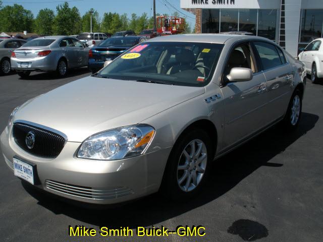 Photo of 2008 Buick Lucerne