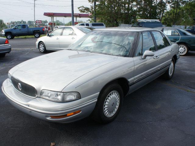 Photo of 1998 Buick LeSabre