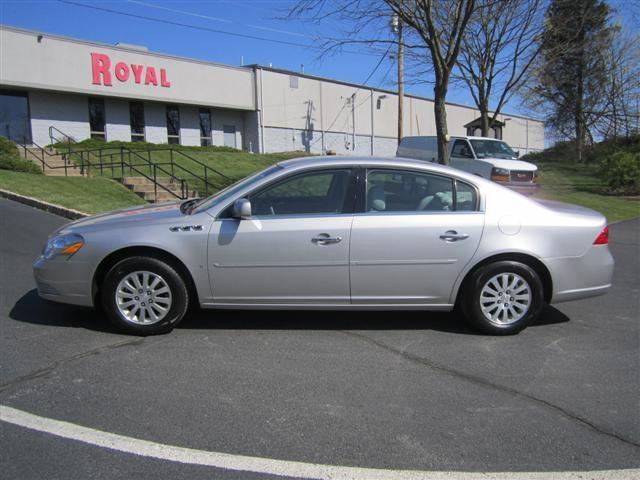 Photo of 2007 Buick Lucerne