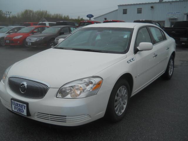 Photo of 2008 Buick Lucerne