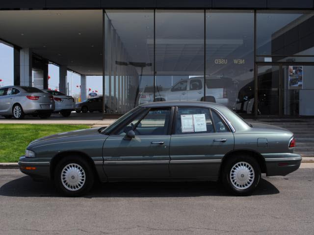 Photo of 1999 Buick LeSabre