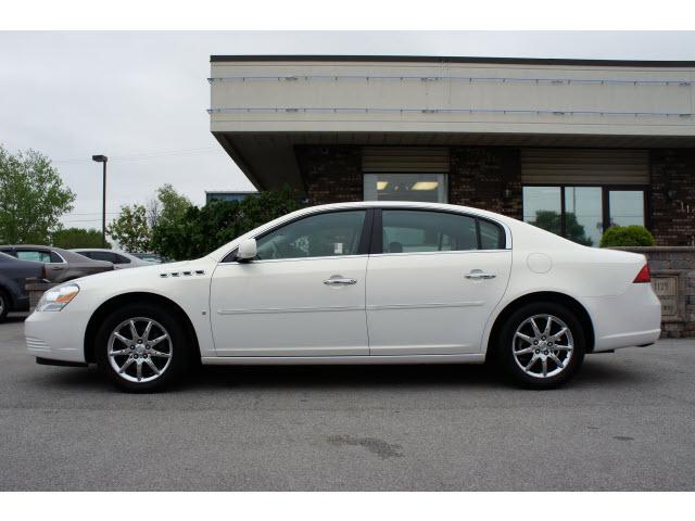 Photo of 2006 Buick Lucerne