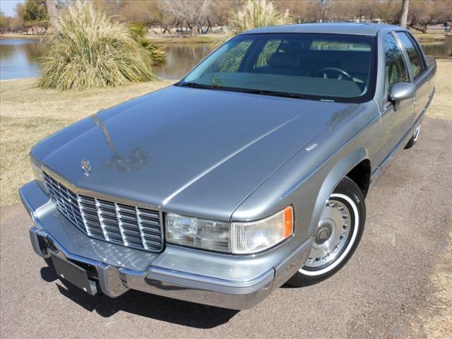 Photo of 1994 Cadillac Fleetwood