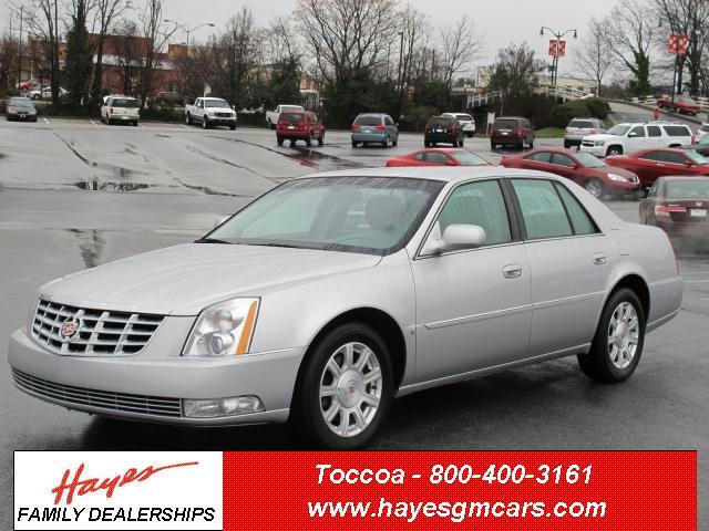 Photo of 2010 Cadillac DTS