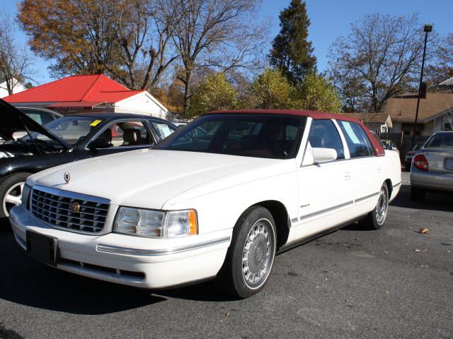 Photo of 1998 Cadillac DeVille