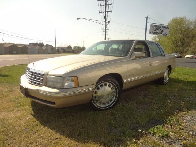 Photo of 1998 Cadillac Deville