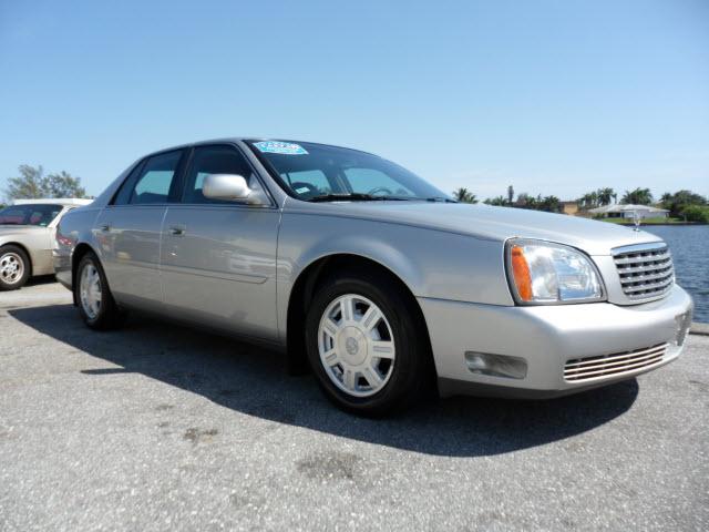 Photo of 2005 Cadillac DeVille