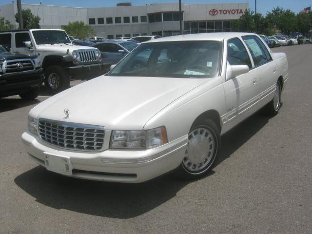 Photo of 1999 Cadillac DeVille