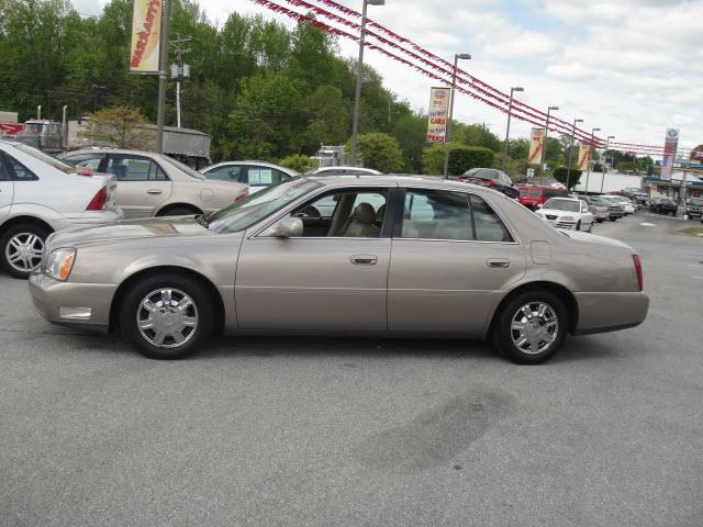 Photo of 2004 Cadillac DeVille