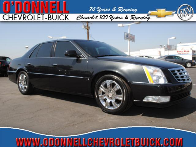 Photo of 2008 Cadillac DTS