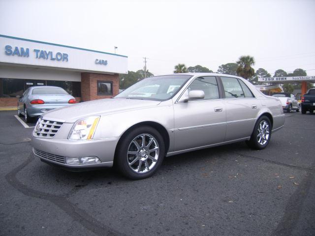 Photo of 2006 Cadillac DTS