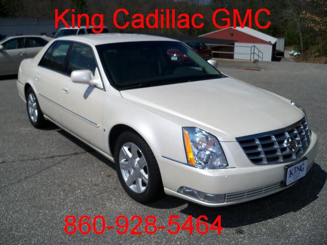 Photo of 2007 Cadillac DTS