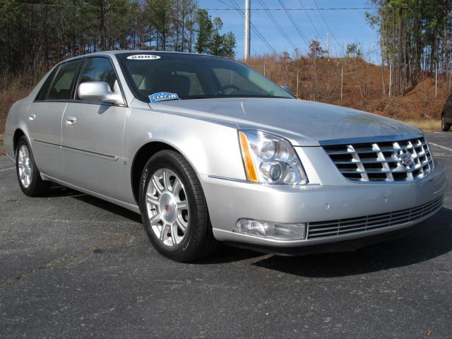 Photo of 2009 Cadillac DTS