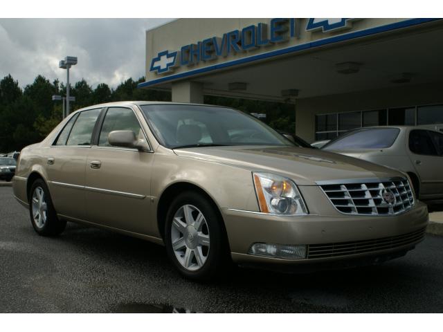 Photo of 2006 Cadillac DTS