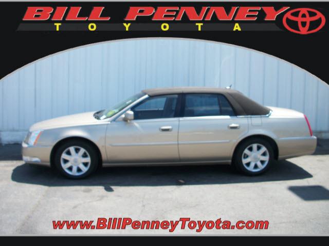 Photo of 2006 Cadillac DTS