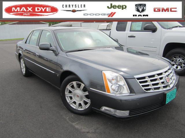 Photo of 2009 Cadillac DTS