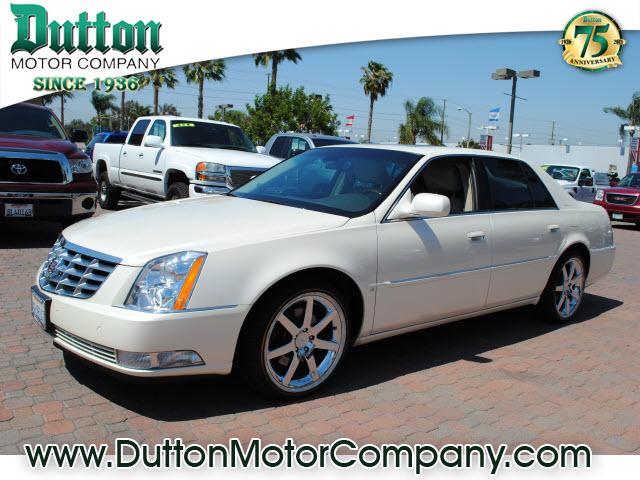 Photo of 2009 Cadillac DTS