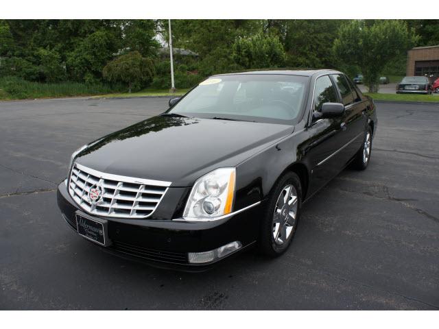 Photo of 2006 Cadillac DTS