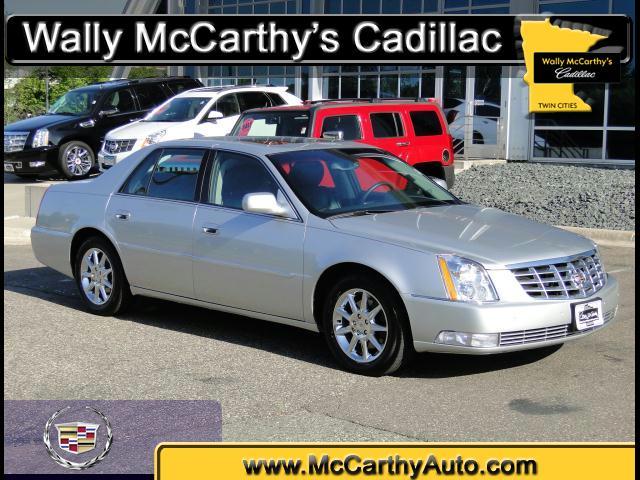 Photo of 2011 Cadillac DTS