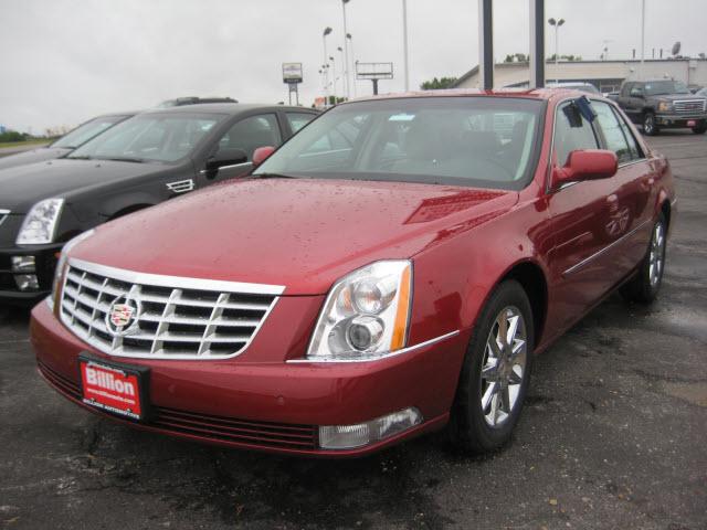 Photo of 2011 Cadillac DTS