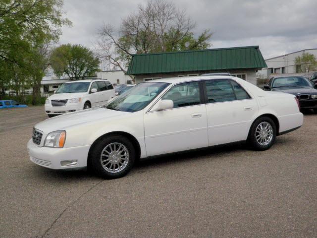 Photo of 2004 Cadillac DeVille