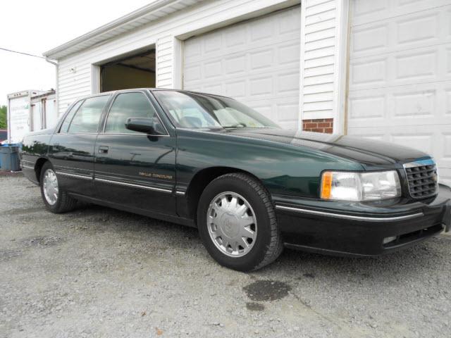 Photo of 1998 Cadillac DeVille