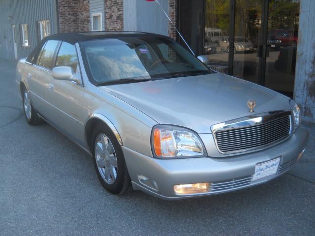 Photo of 2005 Cadillac DeVille