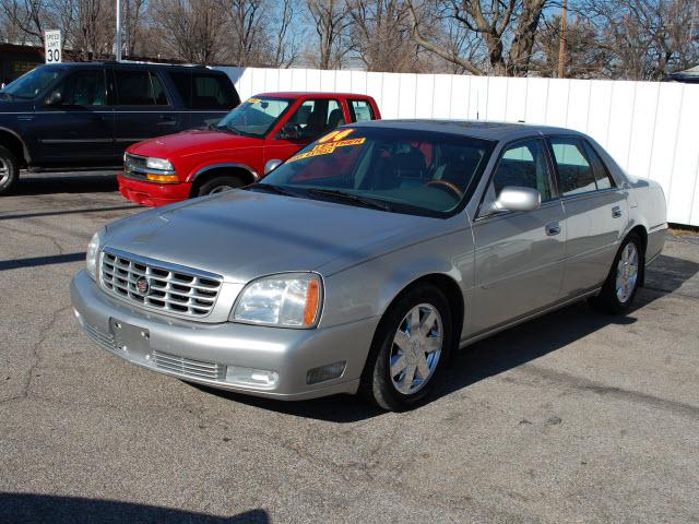 Photo of 2004 Cadillac DeVille