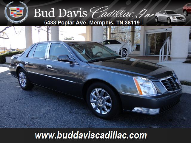 Photo of 2011 Cadillac DTS