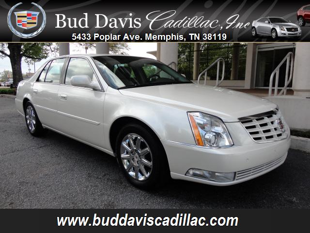 Photo of 2011 Cadillac DTS