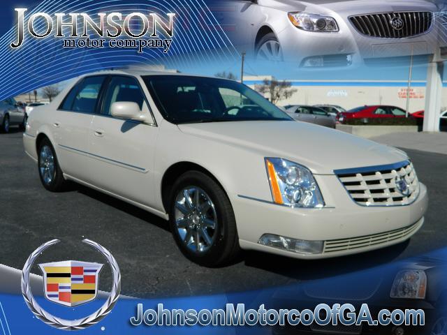 Photo of 2011 Cadillac DTS