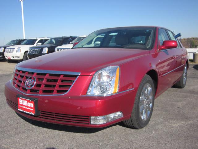 Photo of 2011 Cadillac DTS